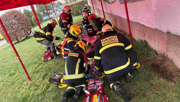 Cvičenie na požiar gymnázia v Kysuckom Novom Meste